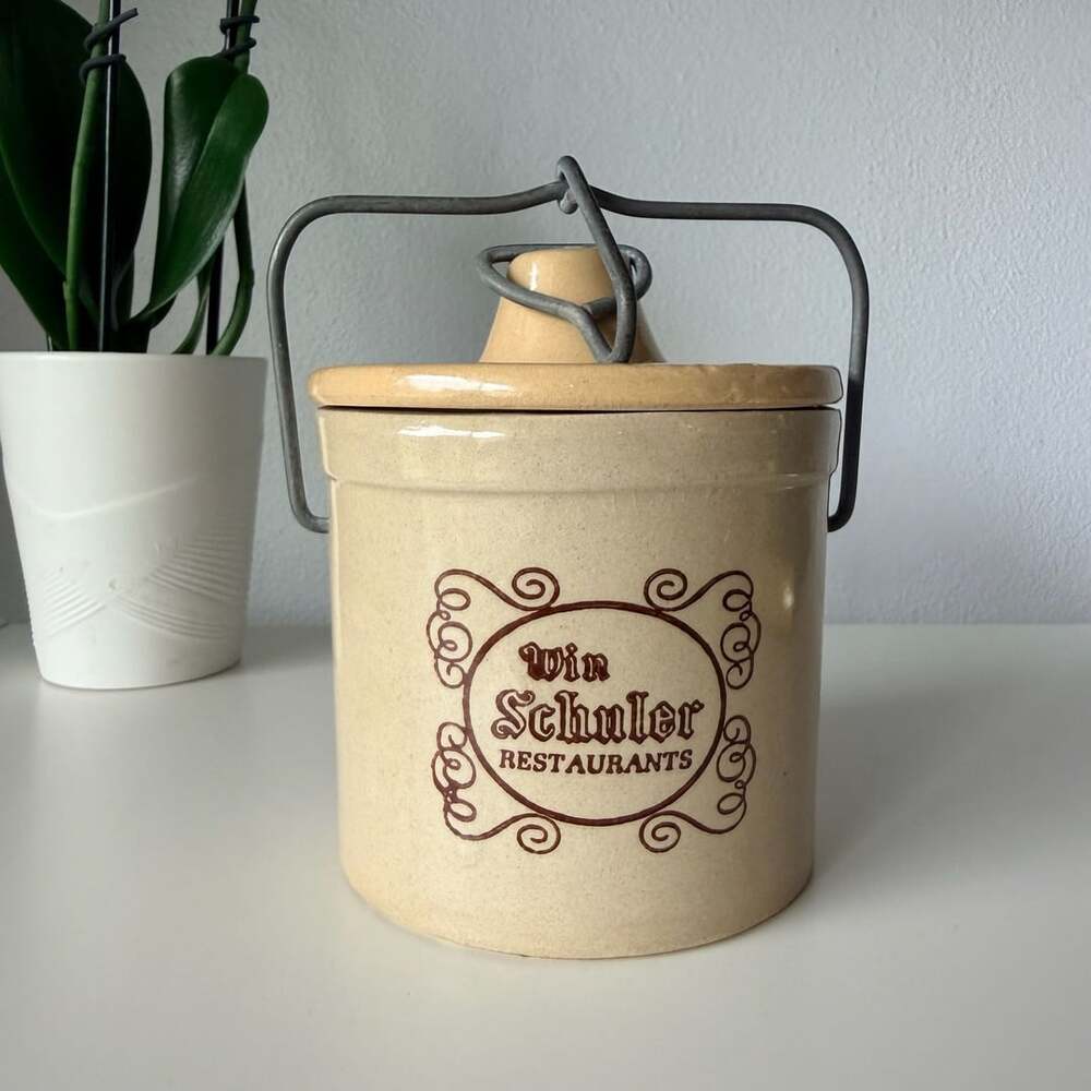 Win Schuler Restaurant Stoneware Cheese Crock Pottery with Metal Clamp